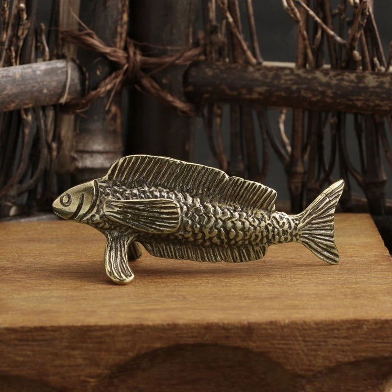 Solid copper Arowana trinket, vintage hand-carved bronze model for collectors and decor.