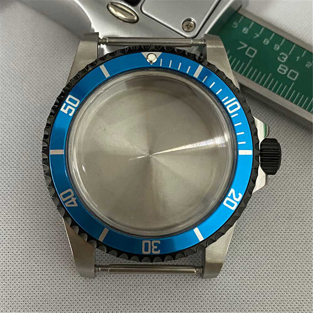 39.5mm PVD bronze Retro watch case in 316L stainless steel, compatible with NH35/NH36 movements.