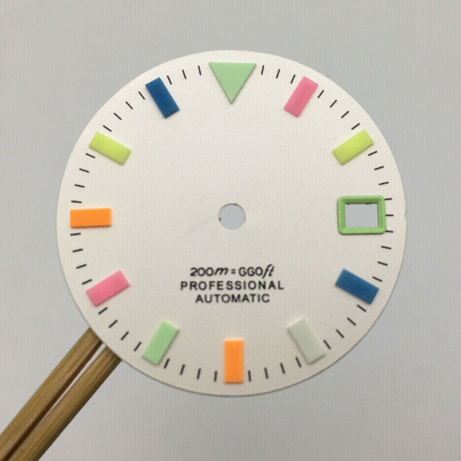 28.5mm Colorful Watch Dial Luminous NH35 Movement Watch Parts Replacement