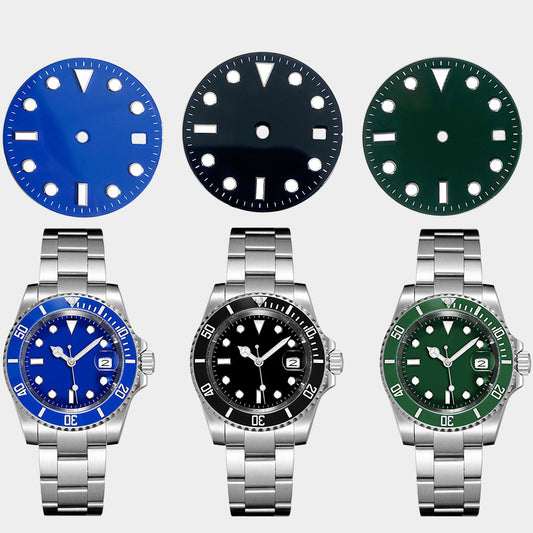 28.5MM watch dial featuring precise design, compatible with 8215 2813 2836 8200 movements for accurate timekeeping.