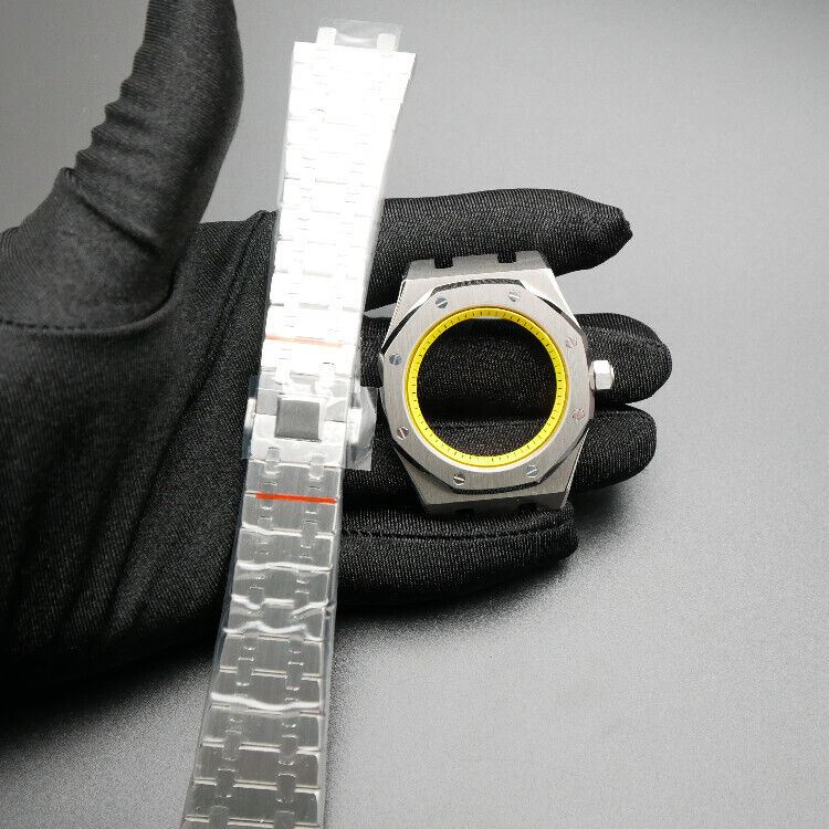 42MM 316L stainless steel watch case and bezel, compatible with NH35/NH36/4R35 movements, durable and precise.