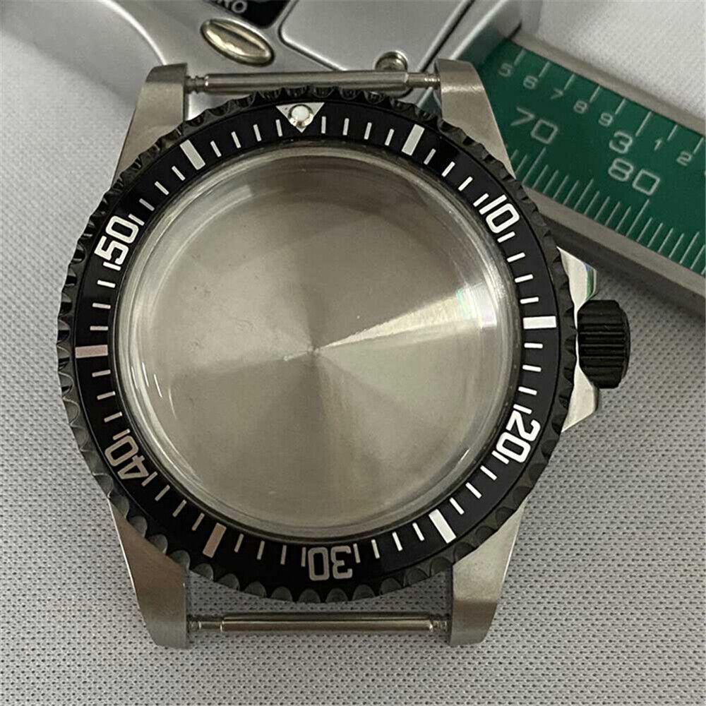 39.5mm PVD bronze Retro watch case in 316L stainless steel, compatible with NH35/NH36 movements.