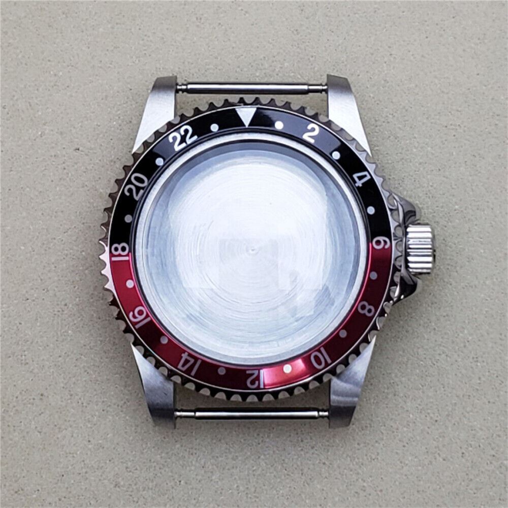 39.5MM stainless steel watch case for NH35/NH36 movement featuring clear acrylic crystal.