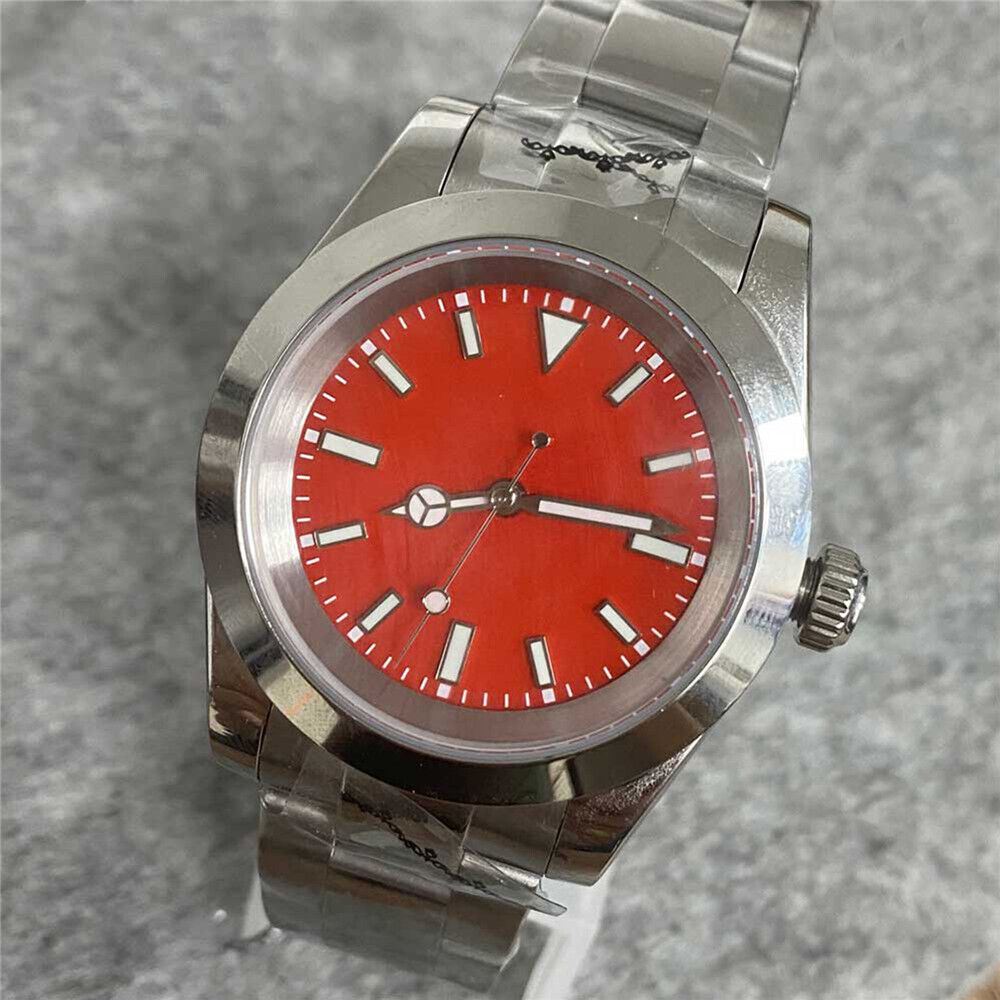 39MM stainless steel watch case and strap with sapphire glass for NH35, durable and stylish accessory.