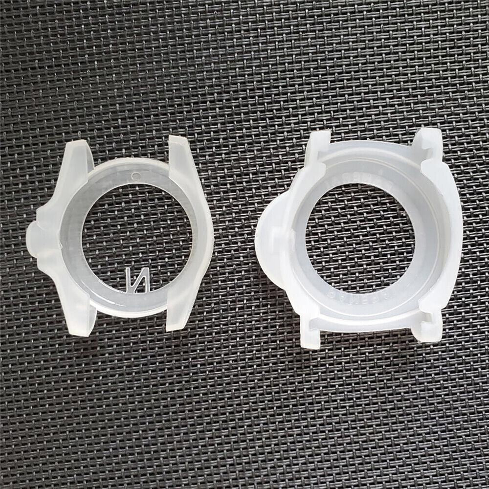 Durable silicone shock-proof case cover for 40/44mm watches, protecting against scratches and impacts.