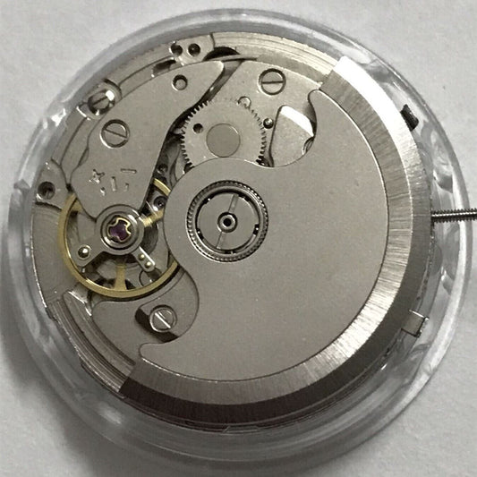 Shanghai JHB08 mechanical watch with 3 hands, small second at 6, China-made movement ST10, classic design.
