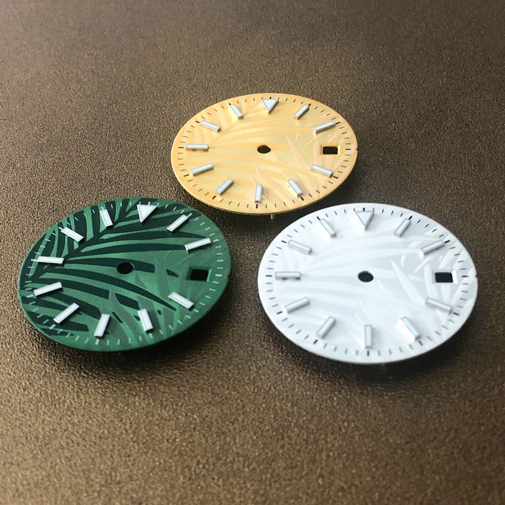 Luminescent 28.5mm watch dial for Miyota 8200, 821A, 8215, 2813 movements, ideal for night readability.
