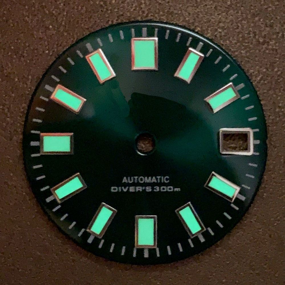 28.5mm C3 green luminous watch dial designed for NH35 NH36 movement watches.