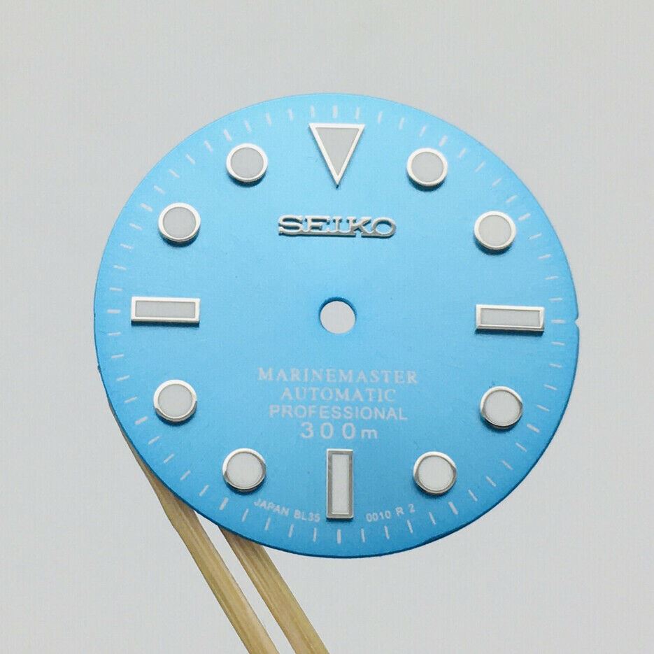 Watch Dial 28.5mm with luminous markers, designed for NH35 movement in watch repairs.
