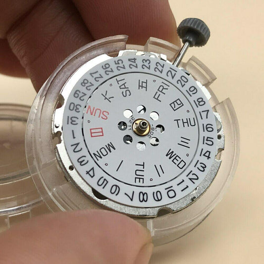 Japan Original MIYOTA 820A movement automatic watch with mechanical day date display by Miyota.