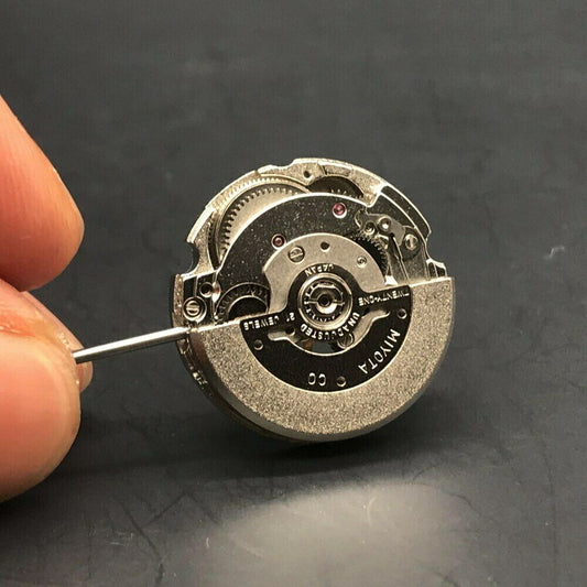 Miyota Japan 6T28 automatic movement female wristwatch with mechanical precision and elegant design.