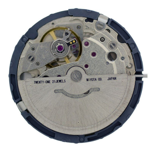 Miyota 8285 Japan automatic mechanical watch movement showcasing precise craftsmanship and reliability.