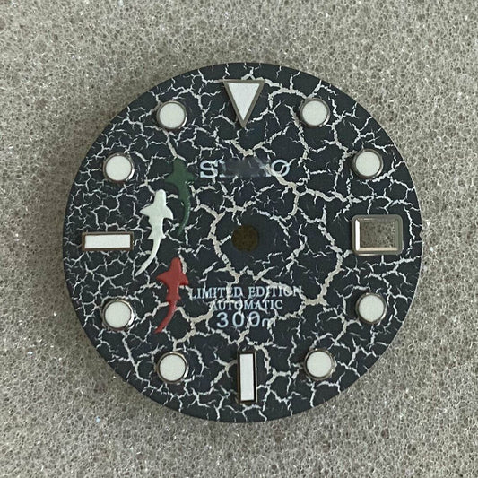 Green luminous 28.5mm Fish watch dial by #1819, compatible with NH35/36 SKX movement, ideal for diving watches.