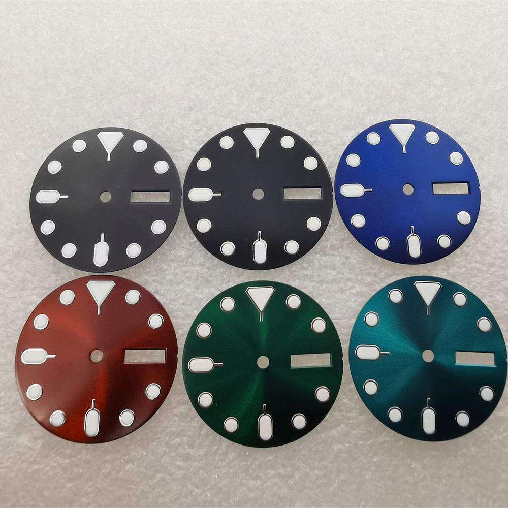 Brandneues 28,50 mm Zifferblatt, grün leuchtend, geeignet für NH36-Uhrwerk Nr. 03