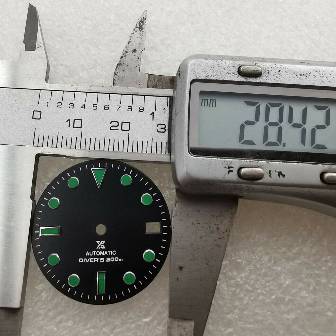 Cadran de montre neuf de 28,50 mm, vert lumineux, adapté au mouvement NH35 #04
