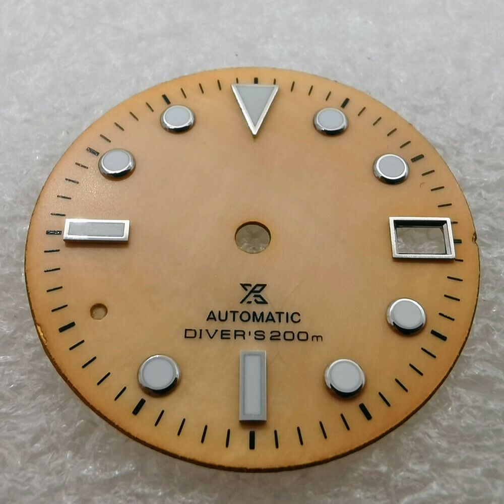 28.50mm Shell watch dial with green luminous markers, compatible with NH35/NH36 movement, premium quality craftsmanship.