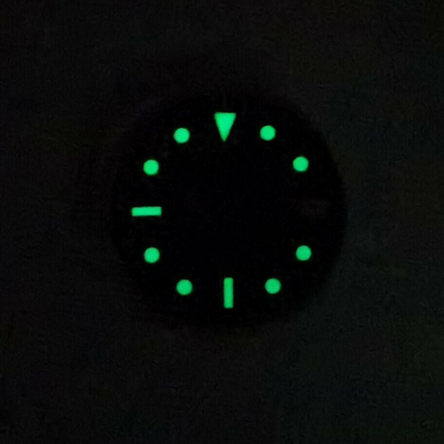 28.50mm Shell watch dial with green lume, compatible with NH35/NH36 movement, premium quality.