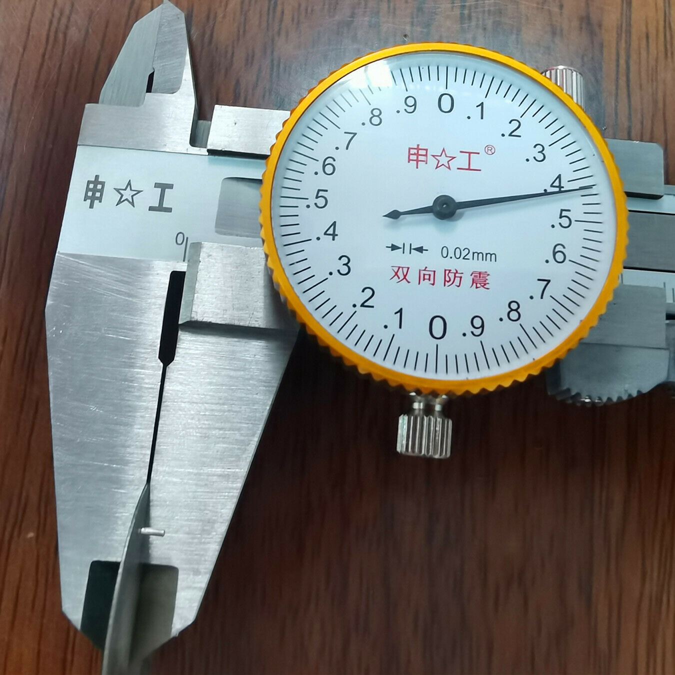 28.5mm pure color watch dial, fits ETA 2824 and NH35 movements, no lume finish for sleek look