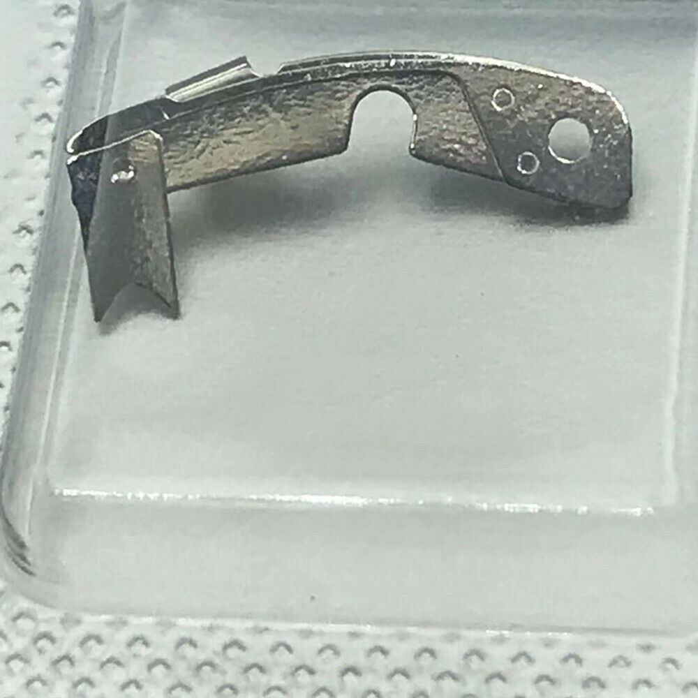 Operating lever for ETA 7750 watch movement, precision spare part Ref.8139 for reliable repair.