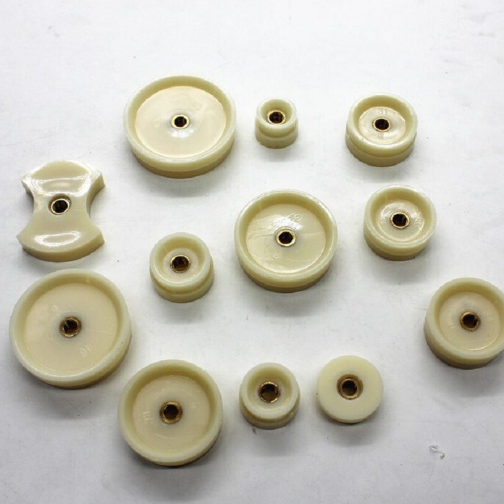 Watch Crystal Press Back Cover Closer with 12 plastic dies for precise sealing, perfect for watch repair.