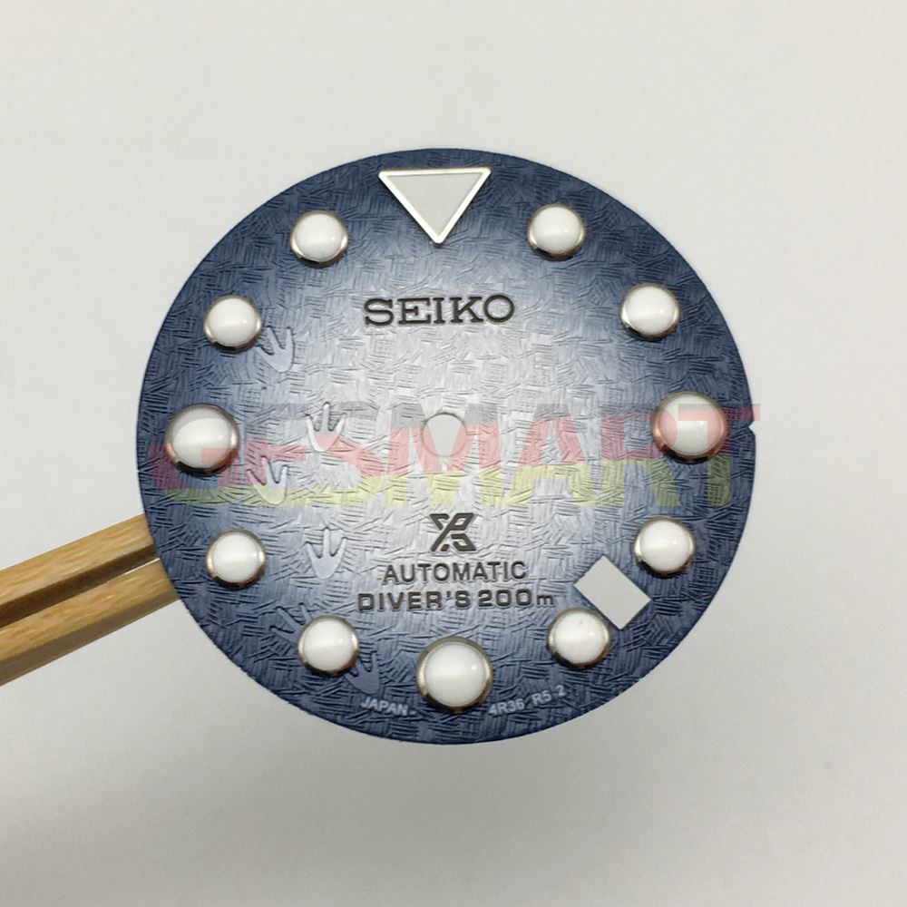 Luminous 28.5mm watch dial for NH35 movement, perfect for precise timekeeping upgrades.
