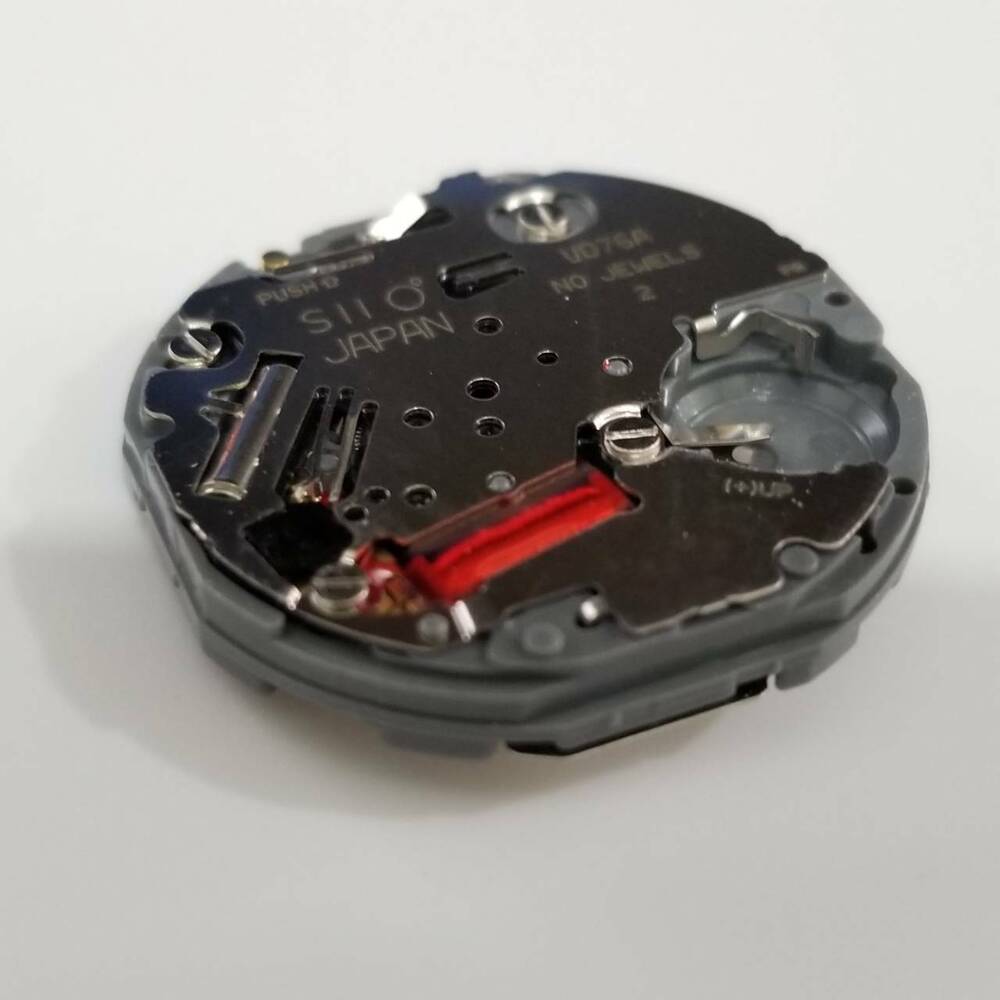 Hattori Epson VD76A quartz watch movement showcasing precision timekeeping and Japanese craftsmanship.