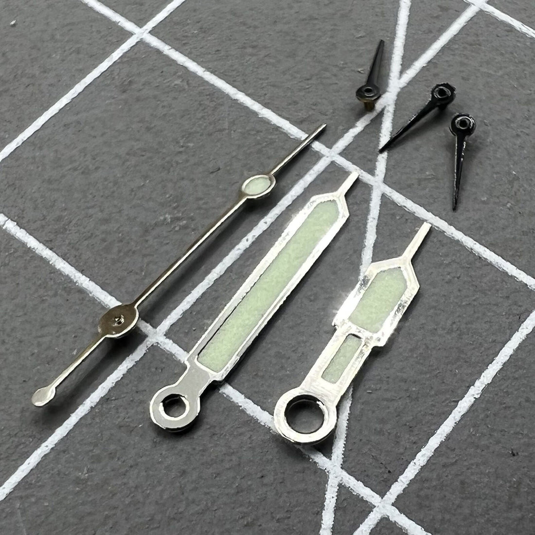 11.5mm green luminous watch hands with silver trim, designed for Miyota 0S60 movement.