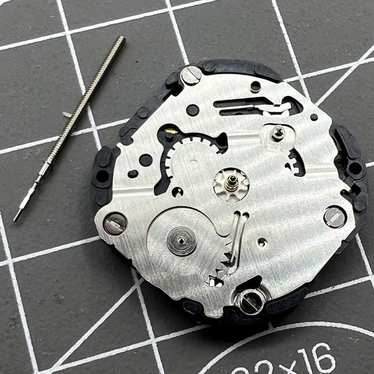 Japan Made Hattori Epson VX3PE quartz watch movement suitable for precise timekeeping in watch accessories.