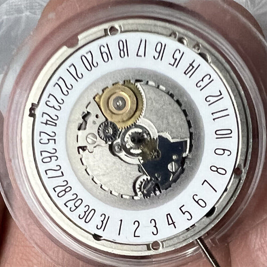 ETA 955.414 quartz watch movement with date display at 3 o?clock, precise timekeeping by ETA.