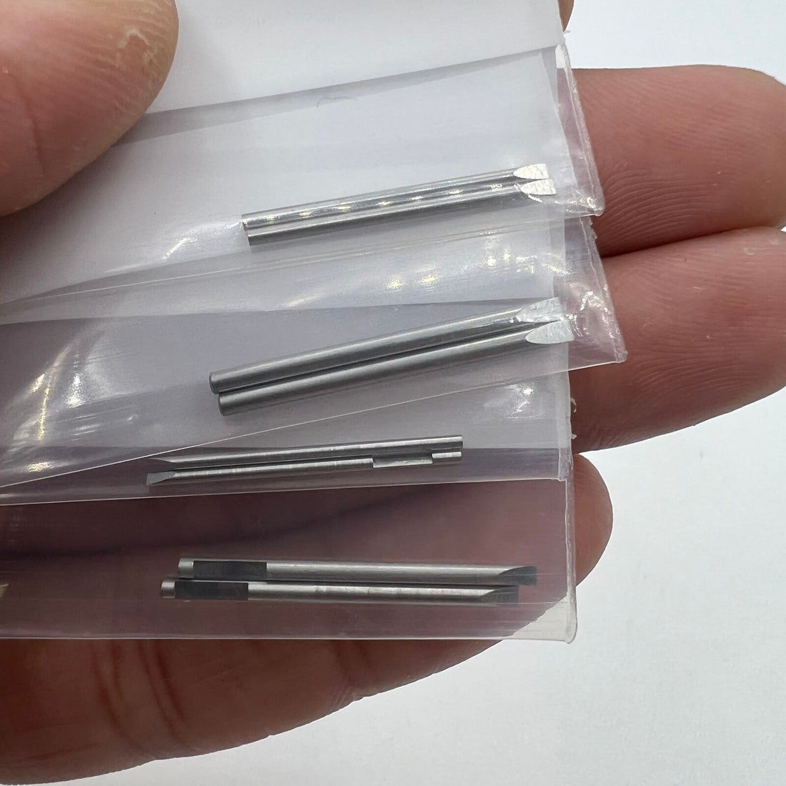 Bergeon 6899 stainless steel replacement blades for ergonomic screwdriver, precise watchmaking tool.