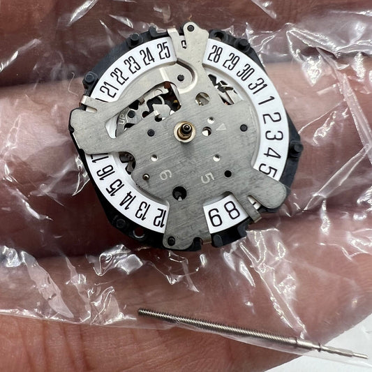 Japan Made Hattori Epson TMI VX16E watch quartz movement, precise timekeeping for watch repairs and assembly.