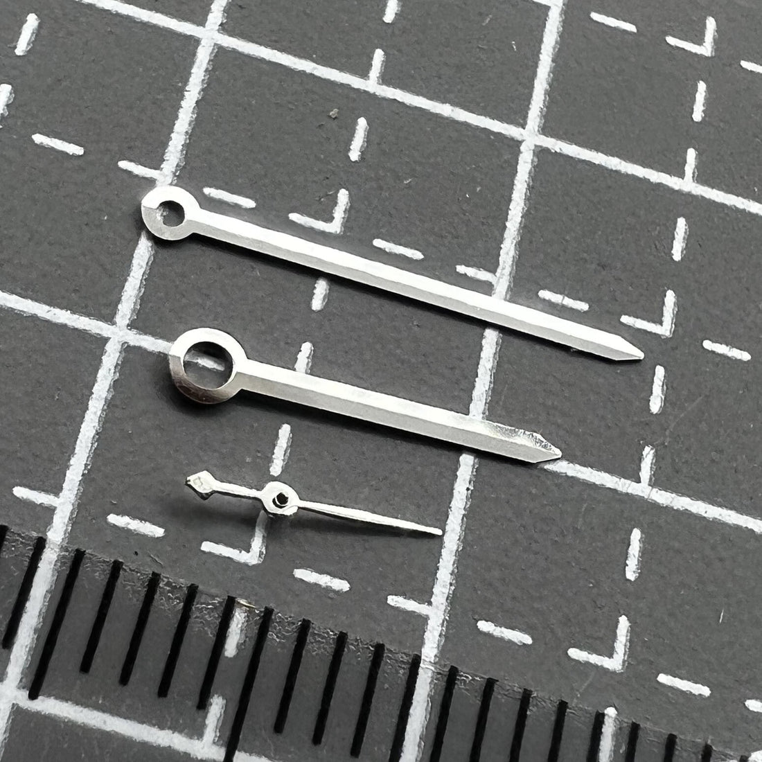 Set of 2 polished silver long arrow hands 10x14x4.5mm for Seagull ST17 watch movement, sleek design