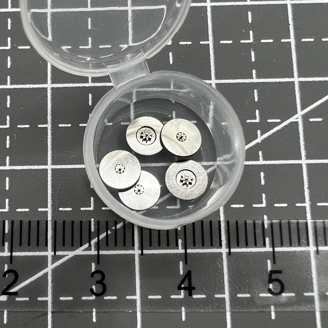 Set of 3 automatic rewind steel gears for 6309 watch movement, replacement parts for precise timekeeping.