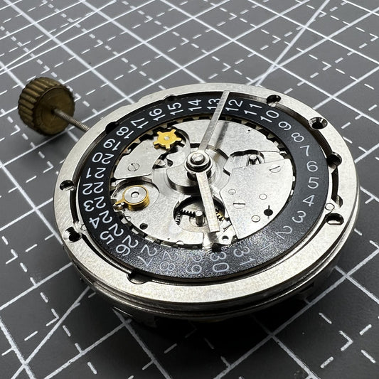 Shanghai 7750 watch with automatic mechanical movement, small second hand at 9 o'clock, precise timekeeping