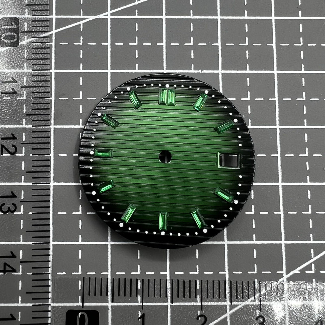 Green 29.8mm imitation gemstone watch dial for NH35 movement, elegant nail design.