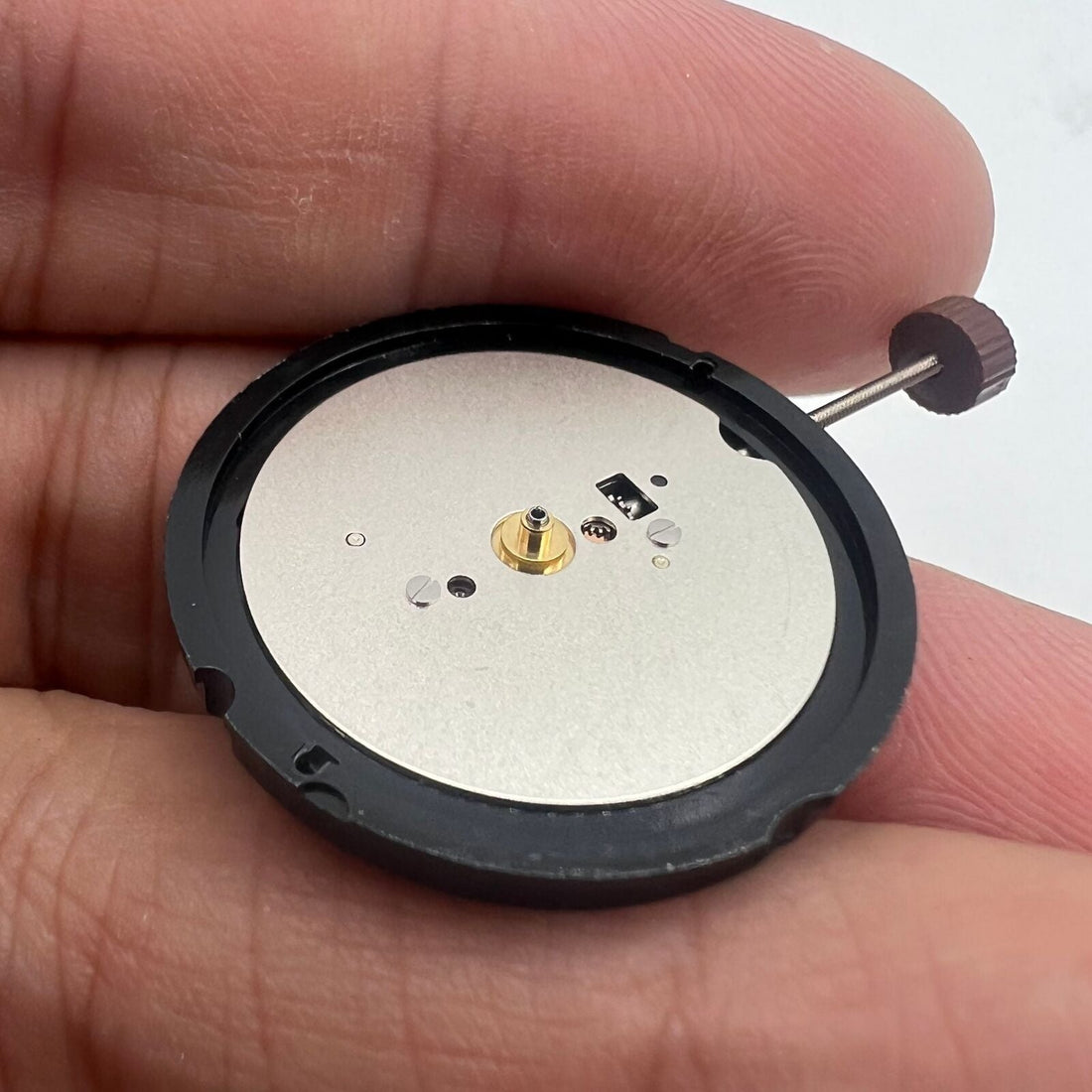 Ronda 513 Swiss quartz watch movement with durable parts for precise timekeeping.