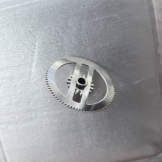 Cannon pinion with driving wheel for ETA2824/2836 movement, compatible watch repair part.