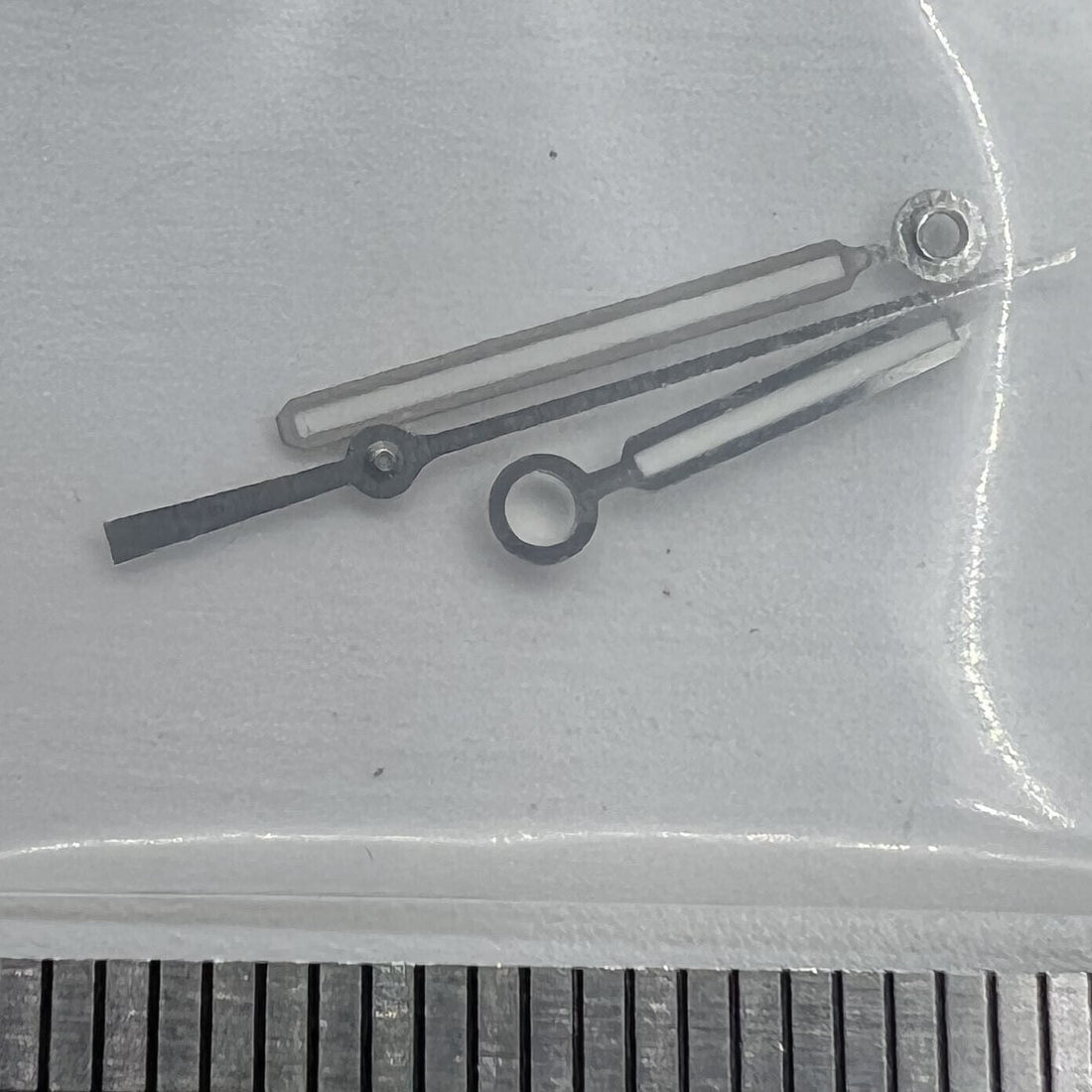 Green luminous watch hands with silver trim for AP brand, compatible with NH35, NH36, SKX007, SBBN movements.