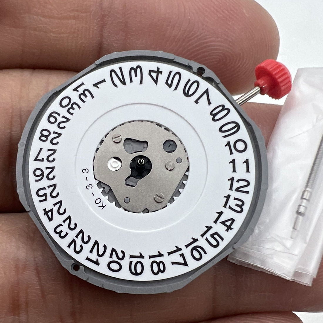 Japan Made Miyota 2415 quartz watch movement with date display at 3 o?clock
