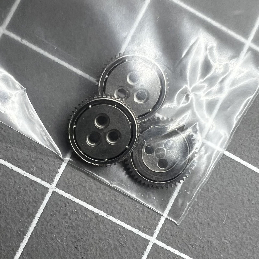 Ball bearing for Miyota 9015 watch movement, enhancing precision and smooth rotation.