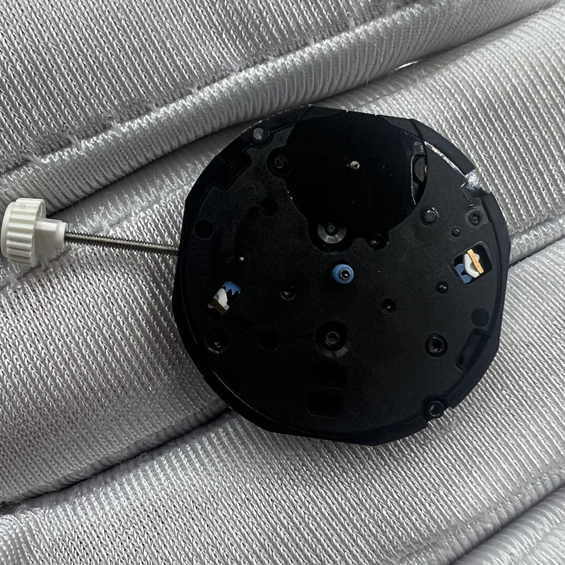 Quartz Movement Sunon PE80 3 Hands With Small Second @3@6@9 Movement - Precision in Timekeeping