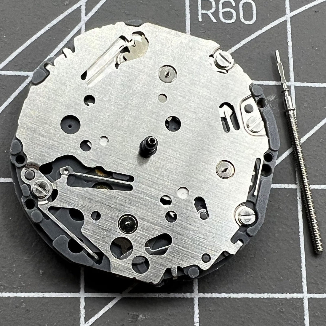 Japan-made Hattori Epson TMI VH63A quartz watch movement for precise timekeeping in watch accessories.