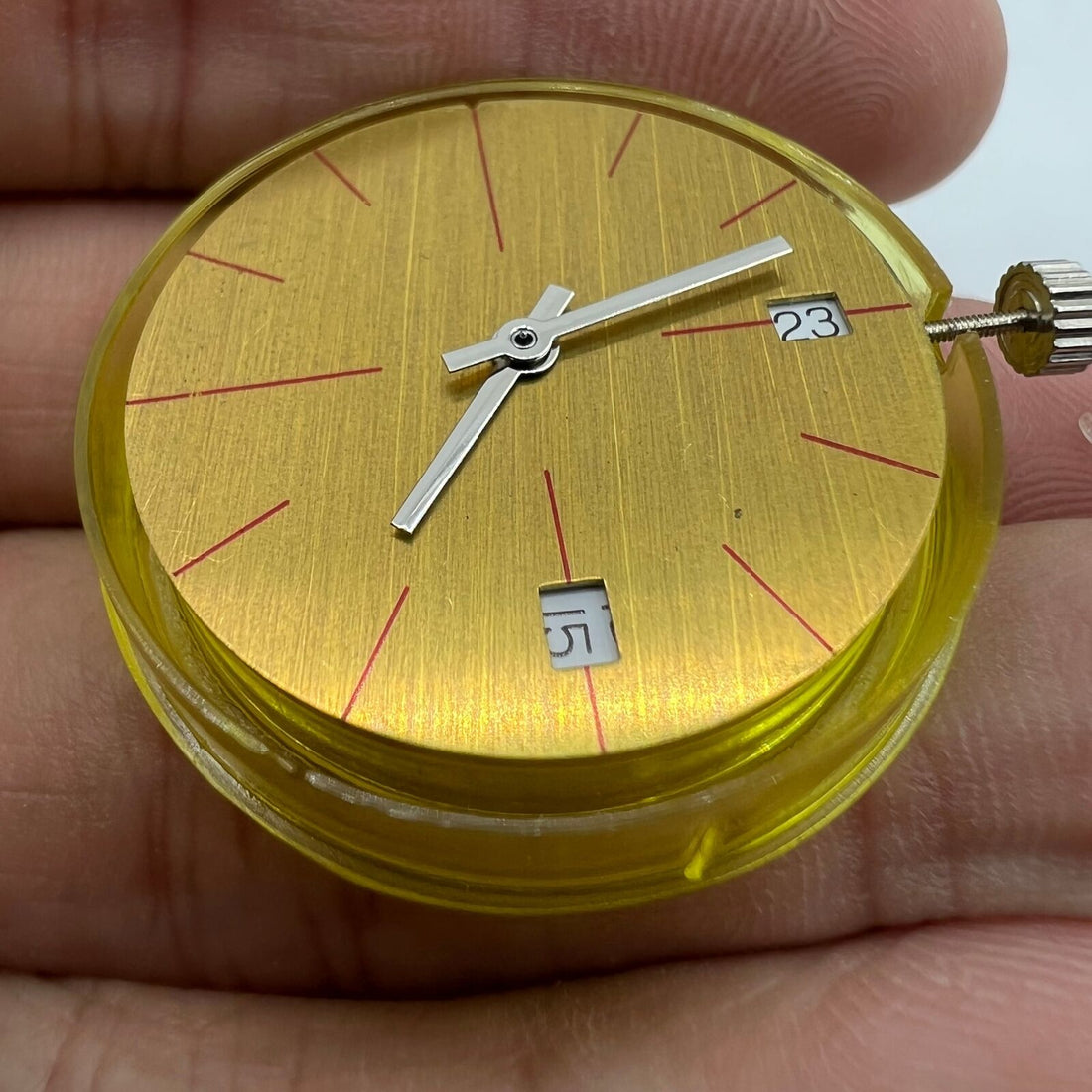 Seagull ETA 2892A2 automatic movement with mechanical calendar window for watches.