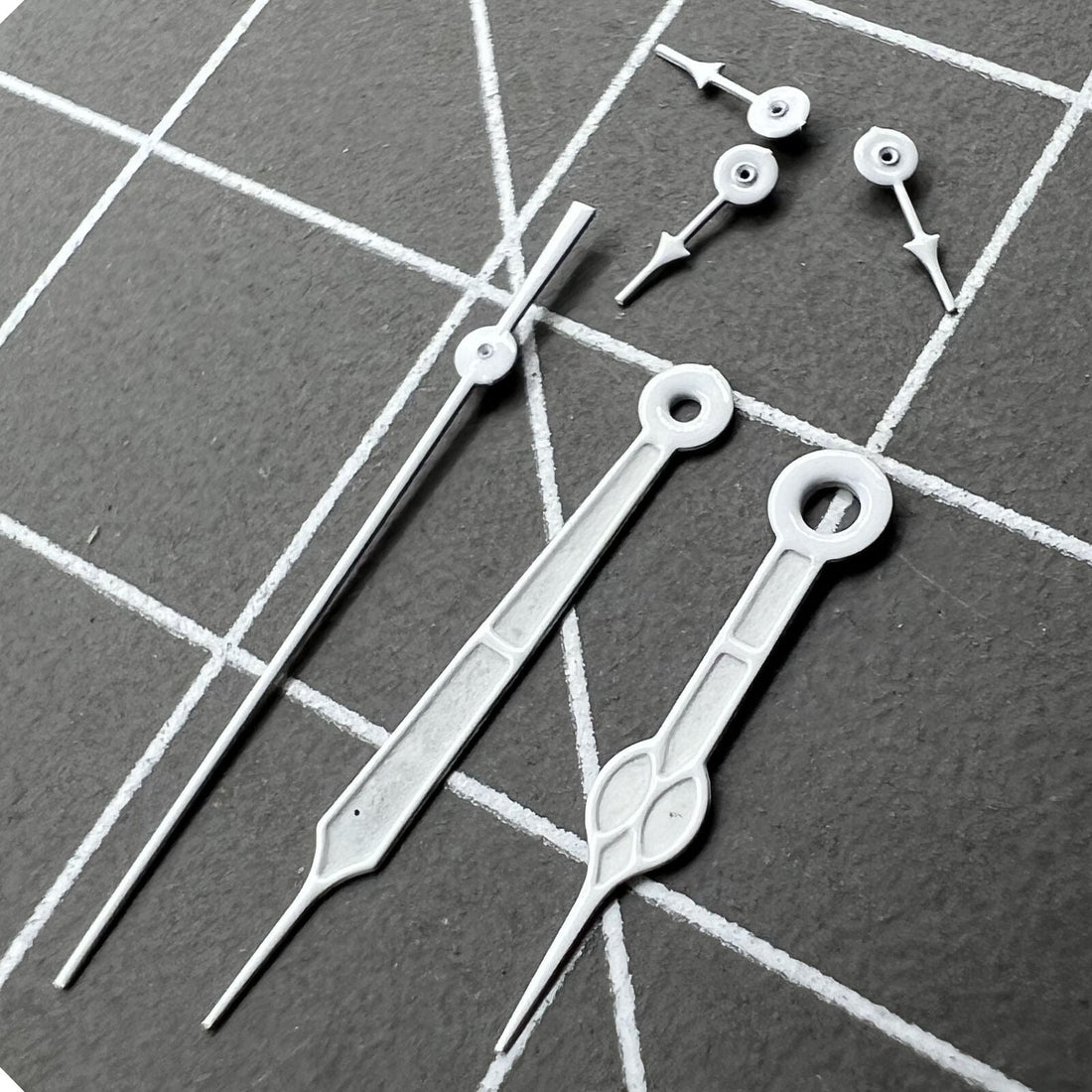 Silver luminous hand sets green for Miyota 0S20 watch movement, 2-piece set by Silberne.