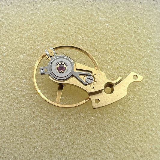 Golden watch balance wheel with splint for SW200 SW220 SW240 movement, precision Swiss parts.