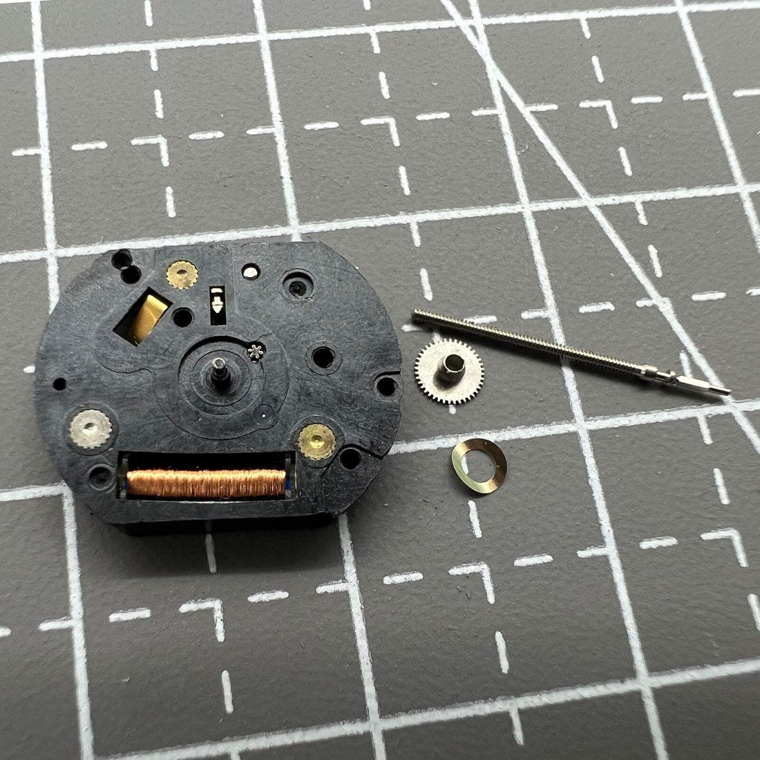 Japan Made Hattori Epson TMI YL60 A watch quartz movement showcasing precise timekeeping components for watch accessories.