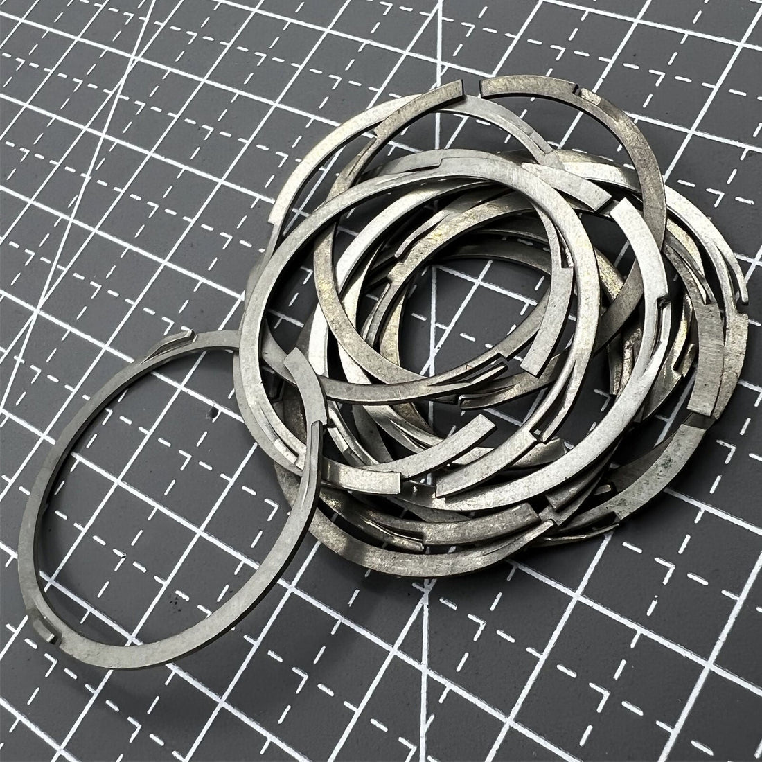 Set of 5 watch cushion spacer rings for 7120 movement, compatible with various watch models.