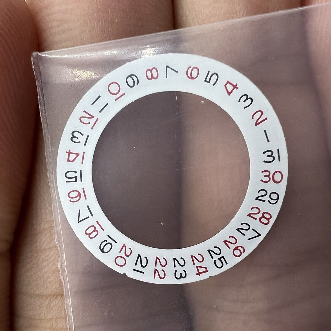 Red date wheel overlay for ETA2824, 2836, Miyota 8215/8200 movements, date display at 3 o'clock.
