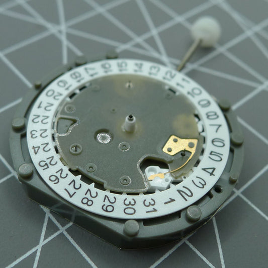 Set of 2 PE50 quartz watch movements with small seconds hand in 2, 6, and 10-second intervals