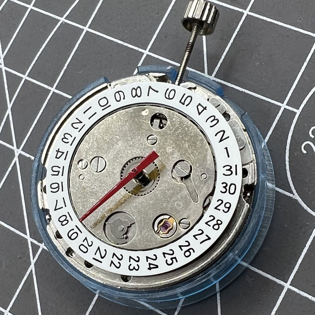 Tianjin T16 polished watch movement, automatic mechanical replacement for 8200 series watches.